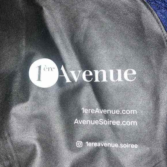 Prom dress - Picture 3 of 3